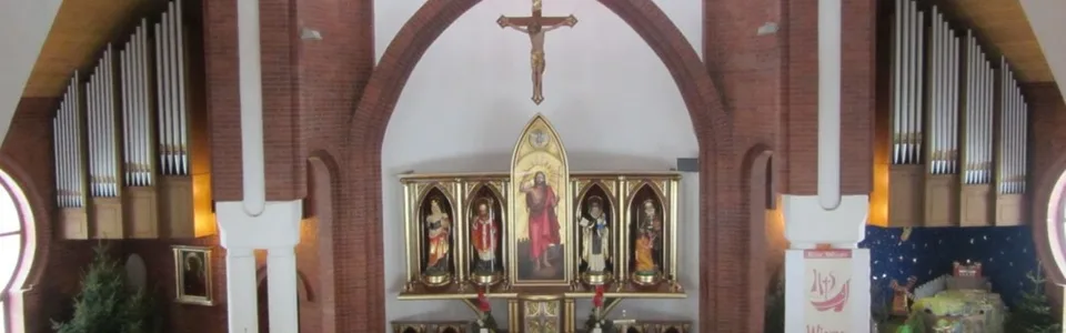 Ołtarz i organy — realizacja w Zawiści