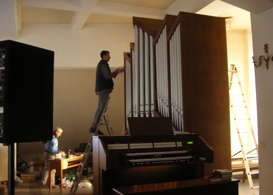 Montaż organów — prace instalacyjne